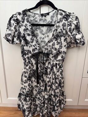Trixxi Black & White Paisley Tie-Front Ruffle Mini Dress